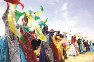 نحوه انجام دستمال بازی سنتی